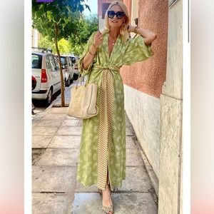 NWT Pearl & Caviar Zakar Paisley Print Maxi Dress - Green / Cream - XS / S